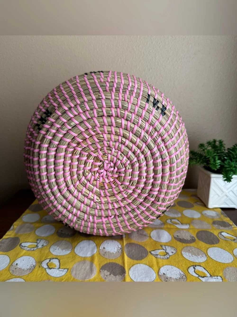 Large wicker coiled strawberry basket with lid